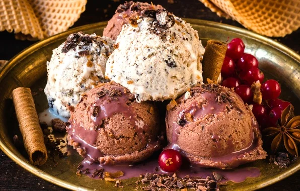 sweets-ice-cream-currant.webp