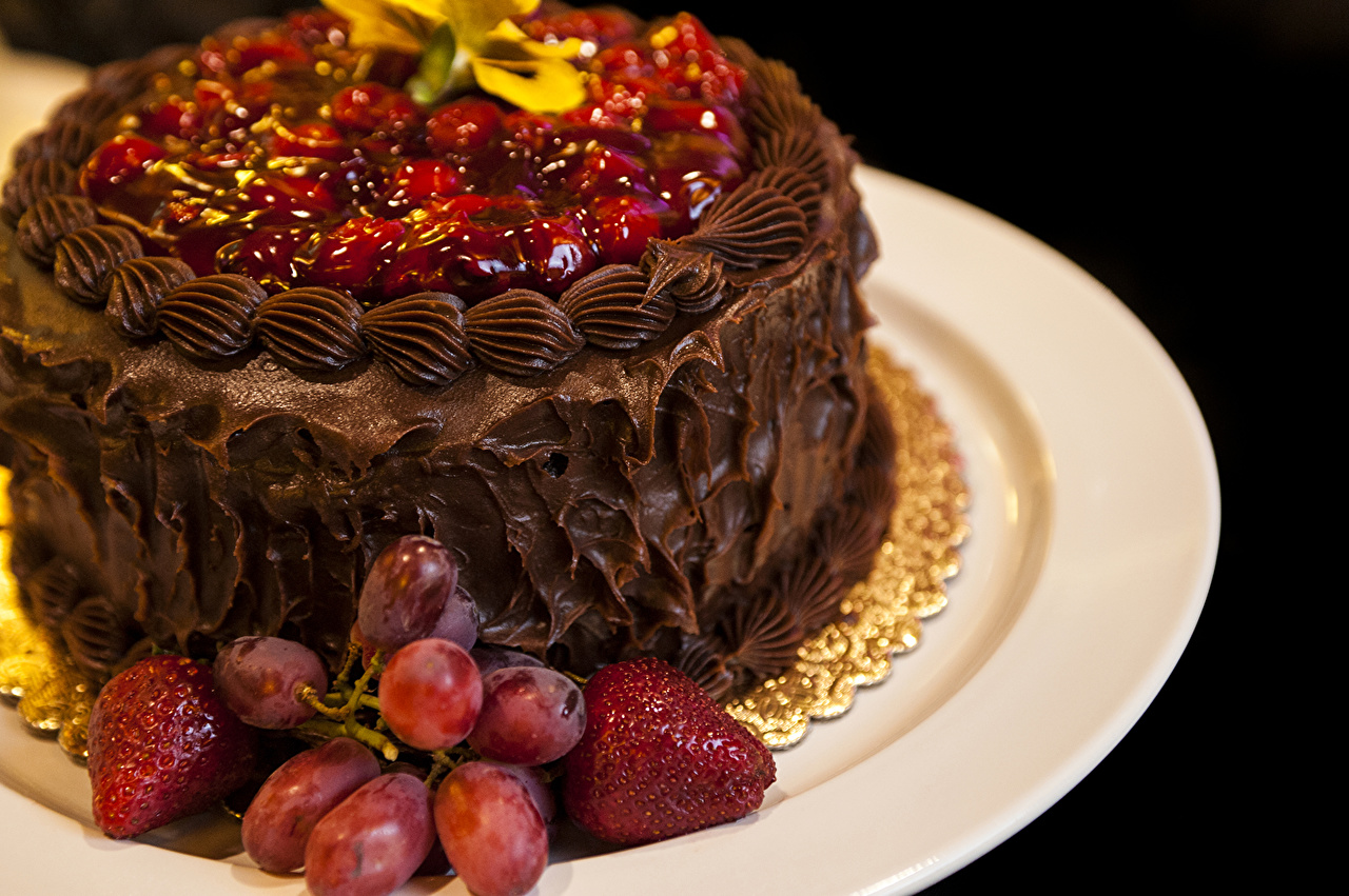 Sweets_Cakes_Chocolate_476092.jpg