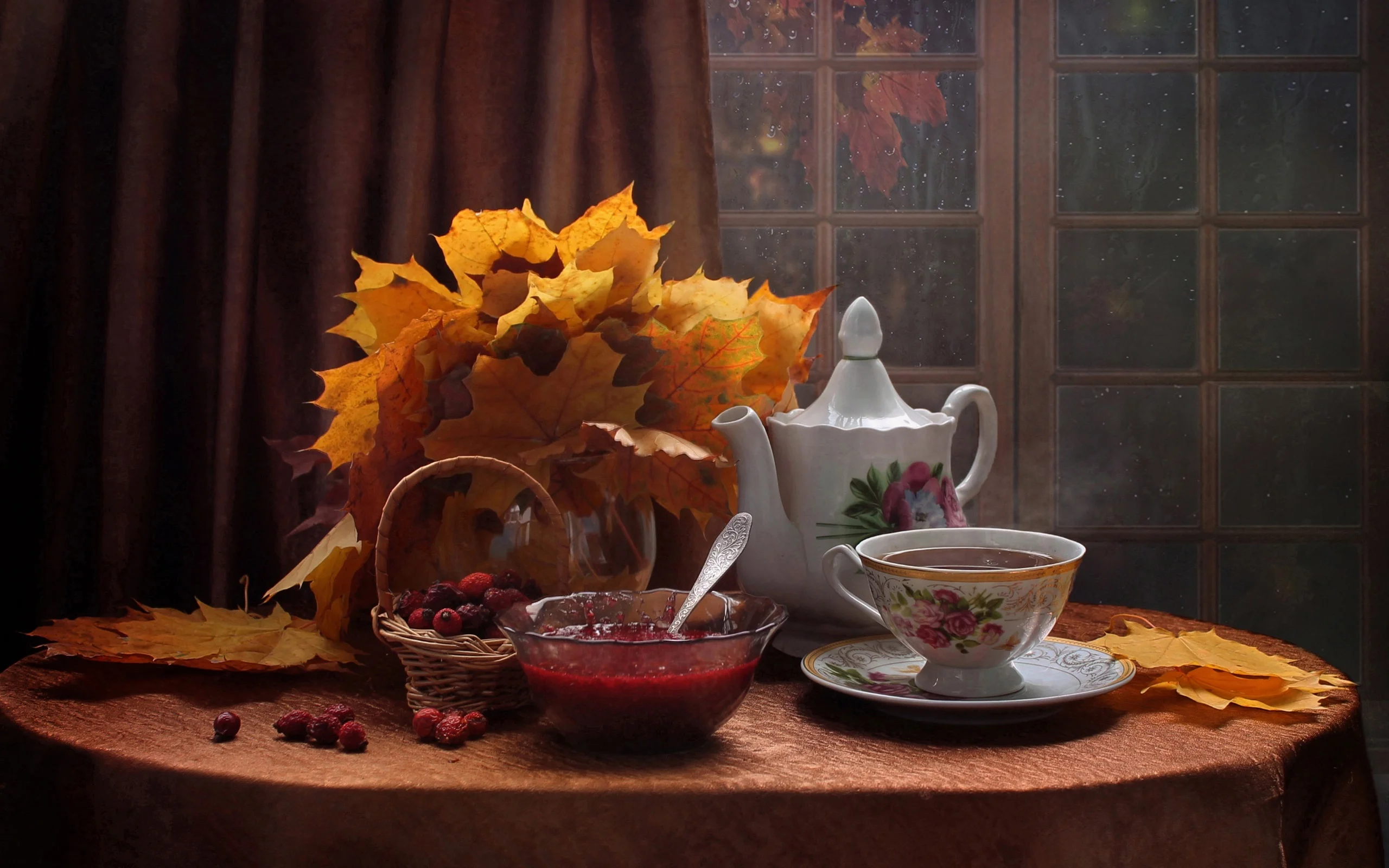 Tea-jam-berries-maple-leaves-still-life-window_2560x1600.webp