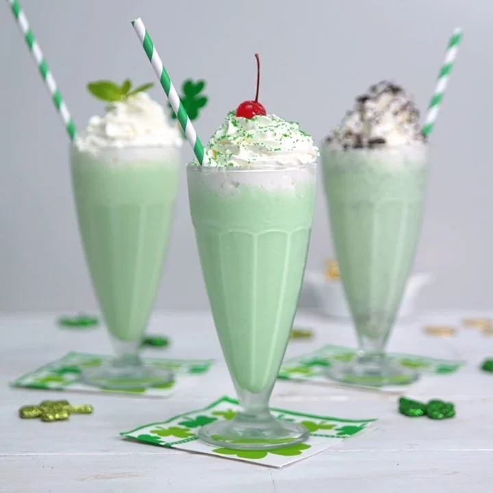 This-Shamrock-Shake-recipe-only-uses-4-ingredients-Base-Ingredients-1-¾-cups-720x720.webp