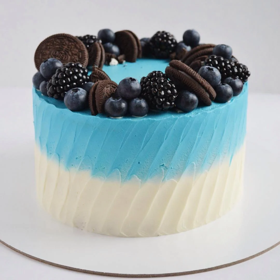 торт с черникой.webp