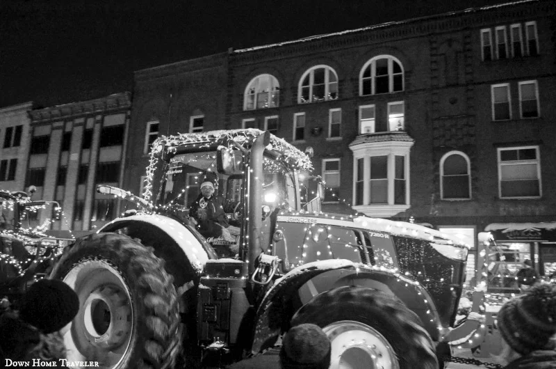 Tractor-Lights-Parade-14-02.webp