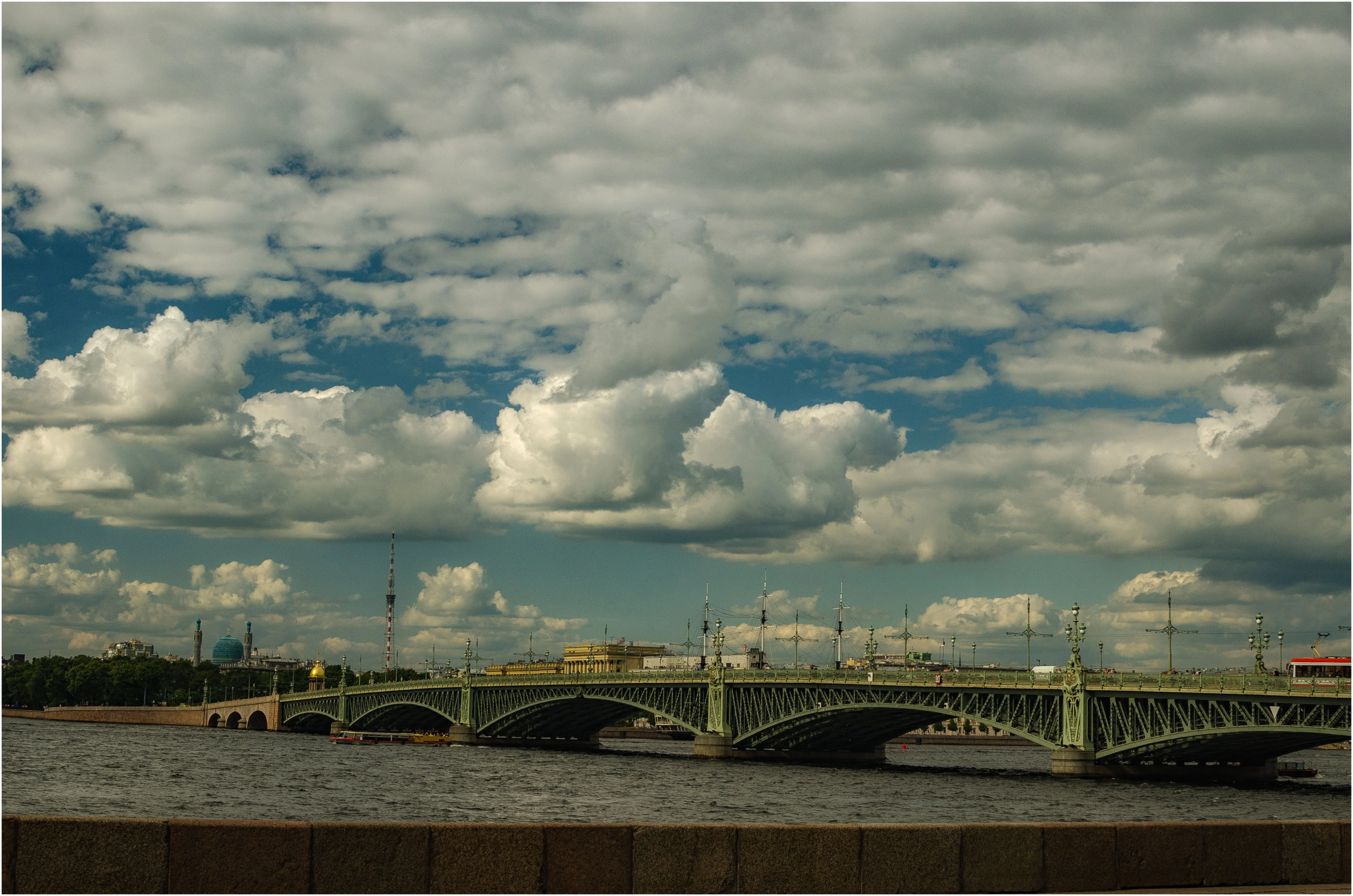 троицкий мост.webp