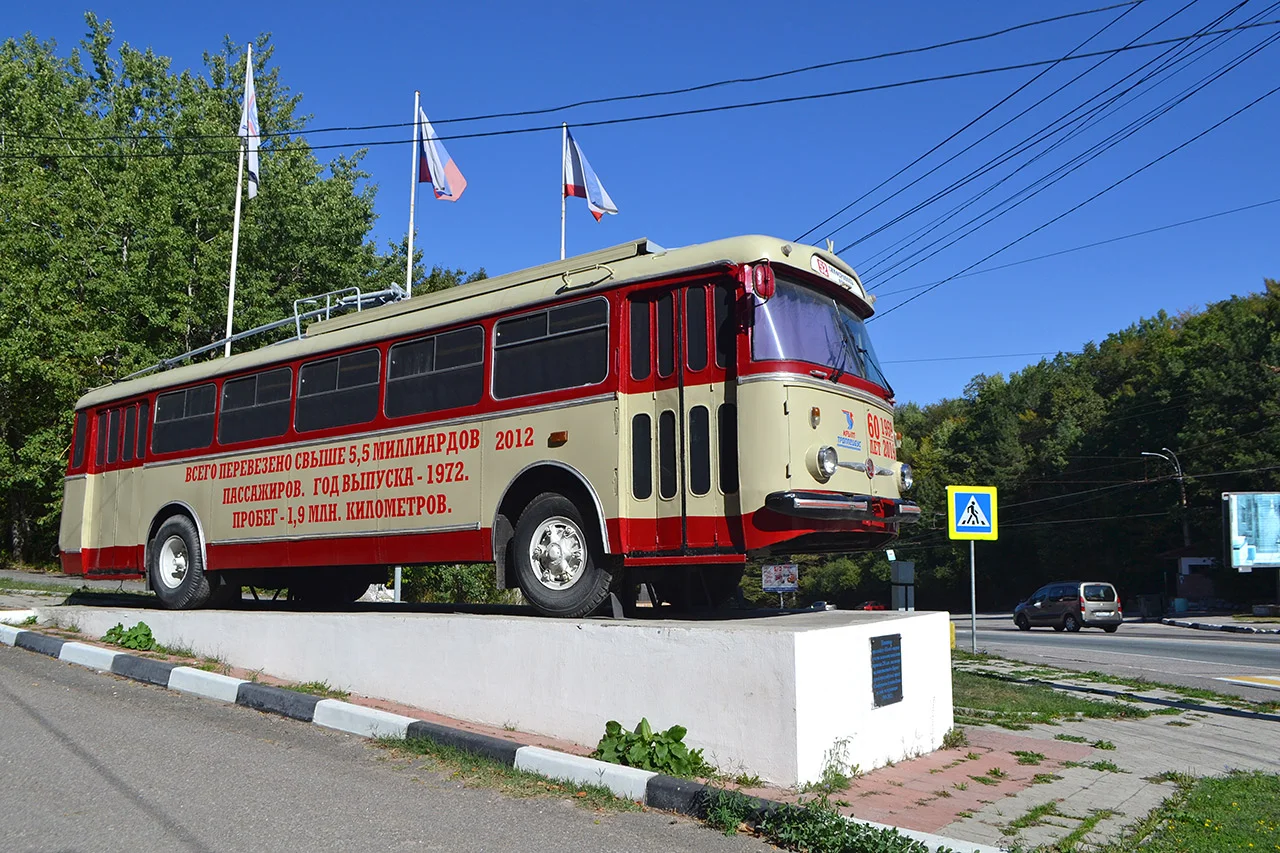 trolleybus_monument_1280.webp
