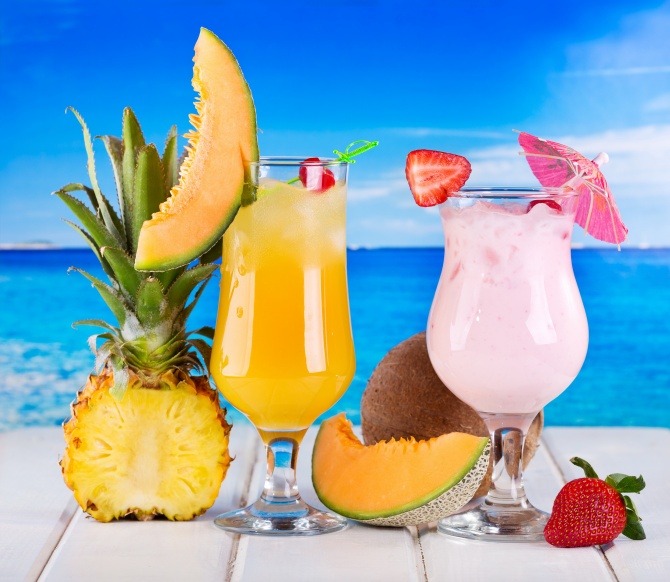 tropical-cocktail-drink-6017.jpg