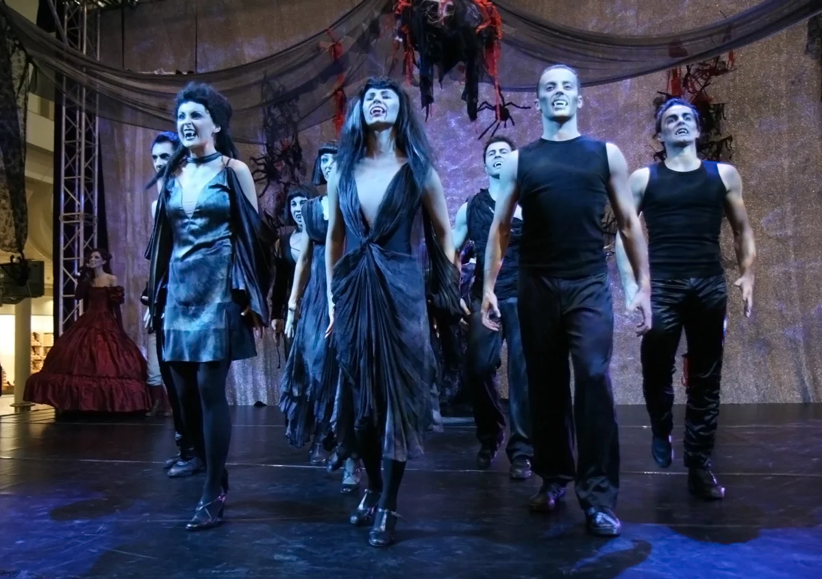 Вампиры 4.webp