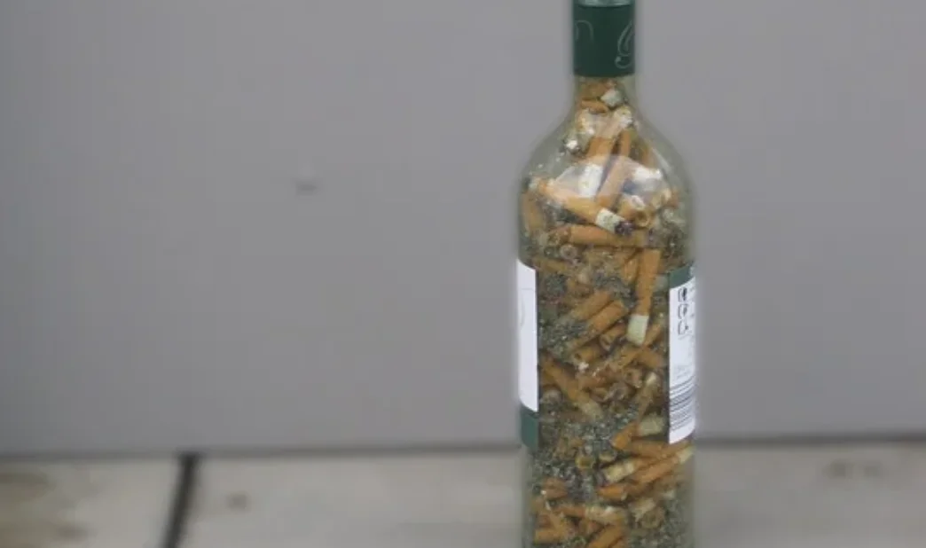 Вреднее алкоголь или курение.webp