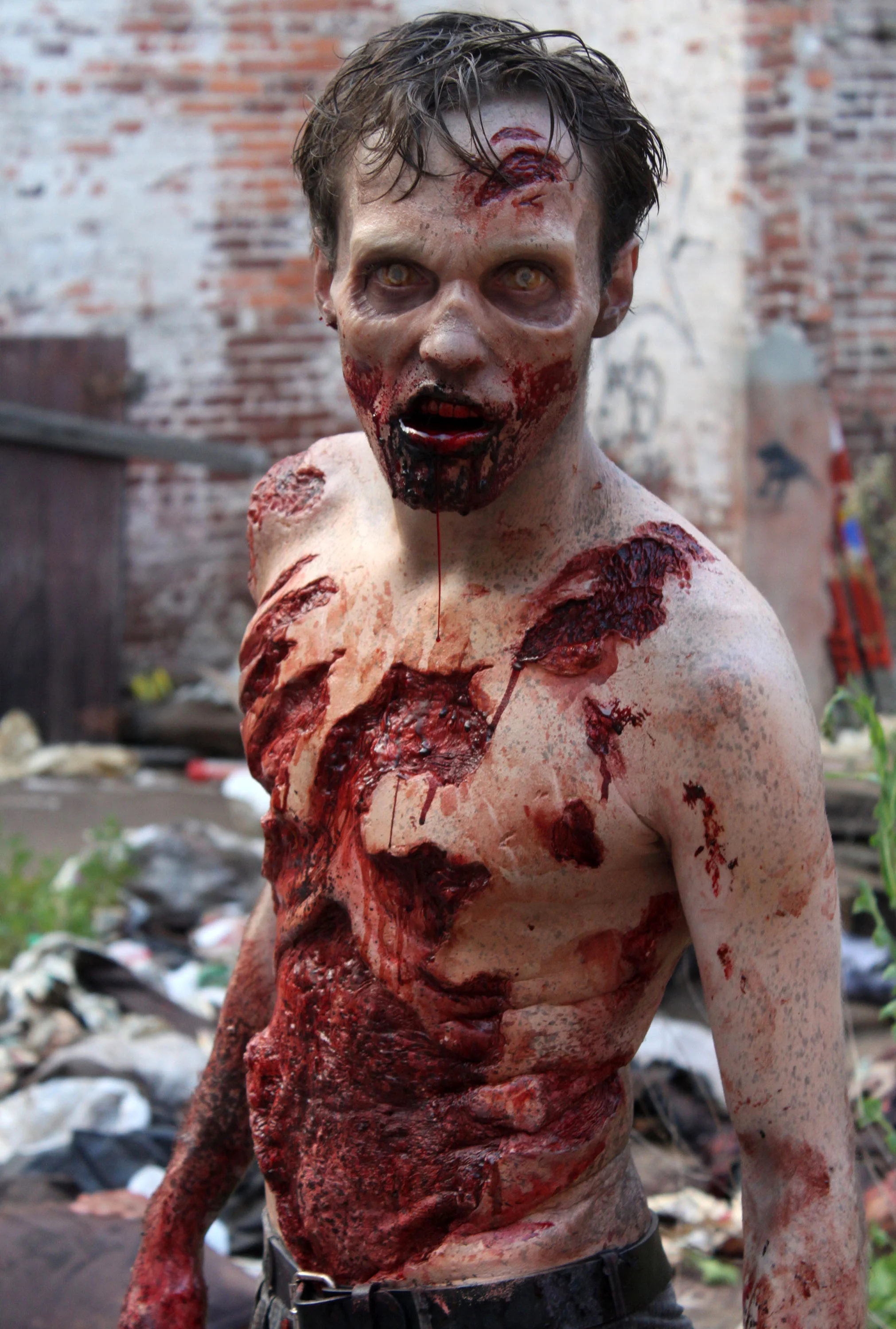 walking-dead-season-2-zombie1.webp