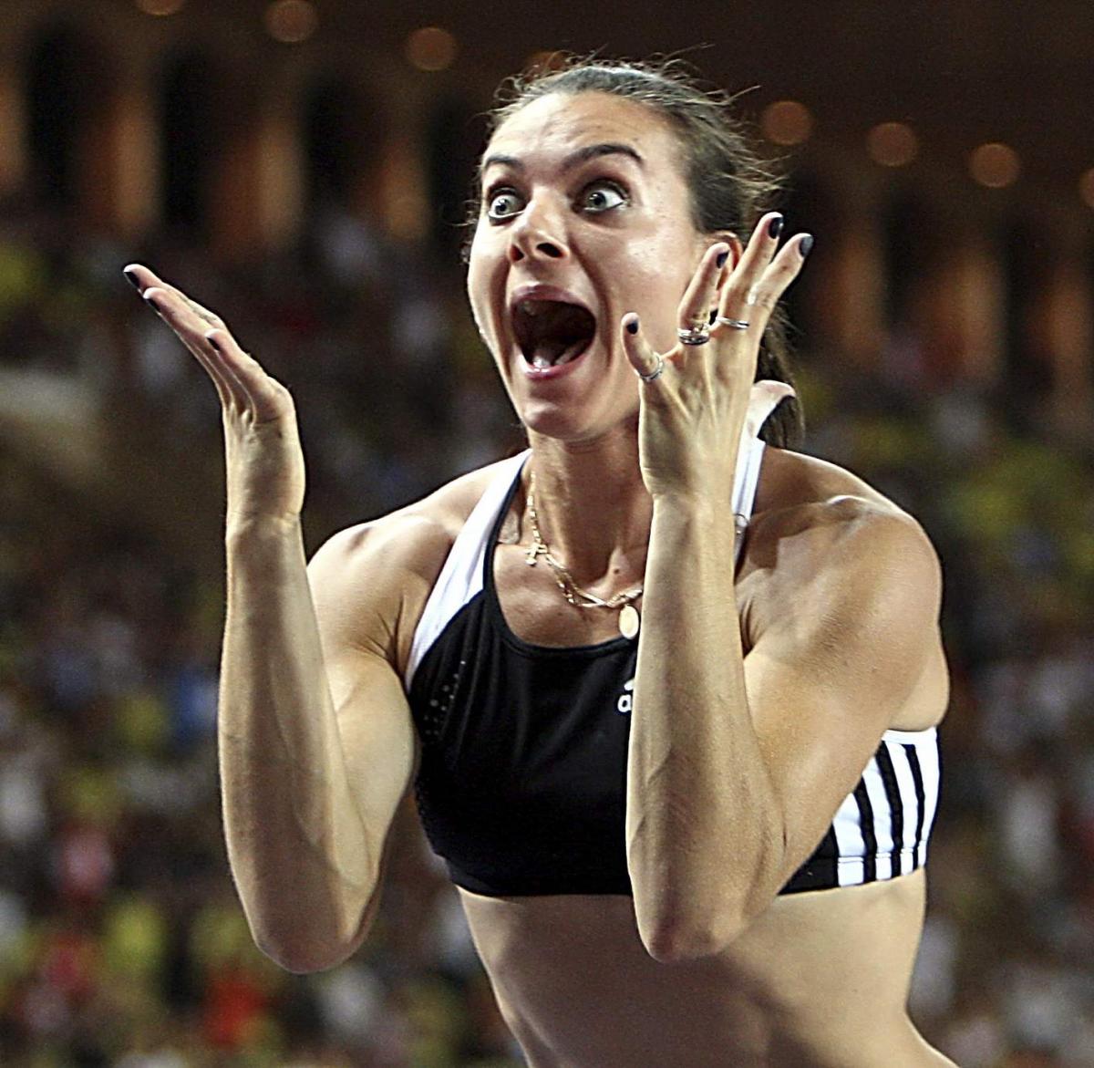 yelena_isinbayeva_reacts_after_breaking_her_own_wo_488fb63330.jpg