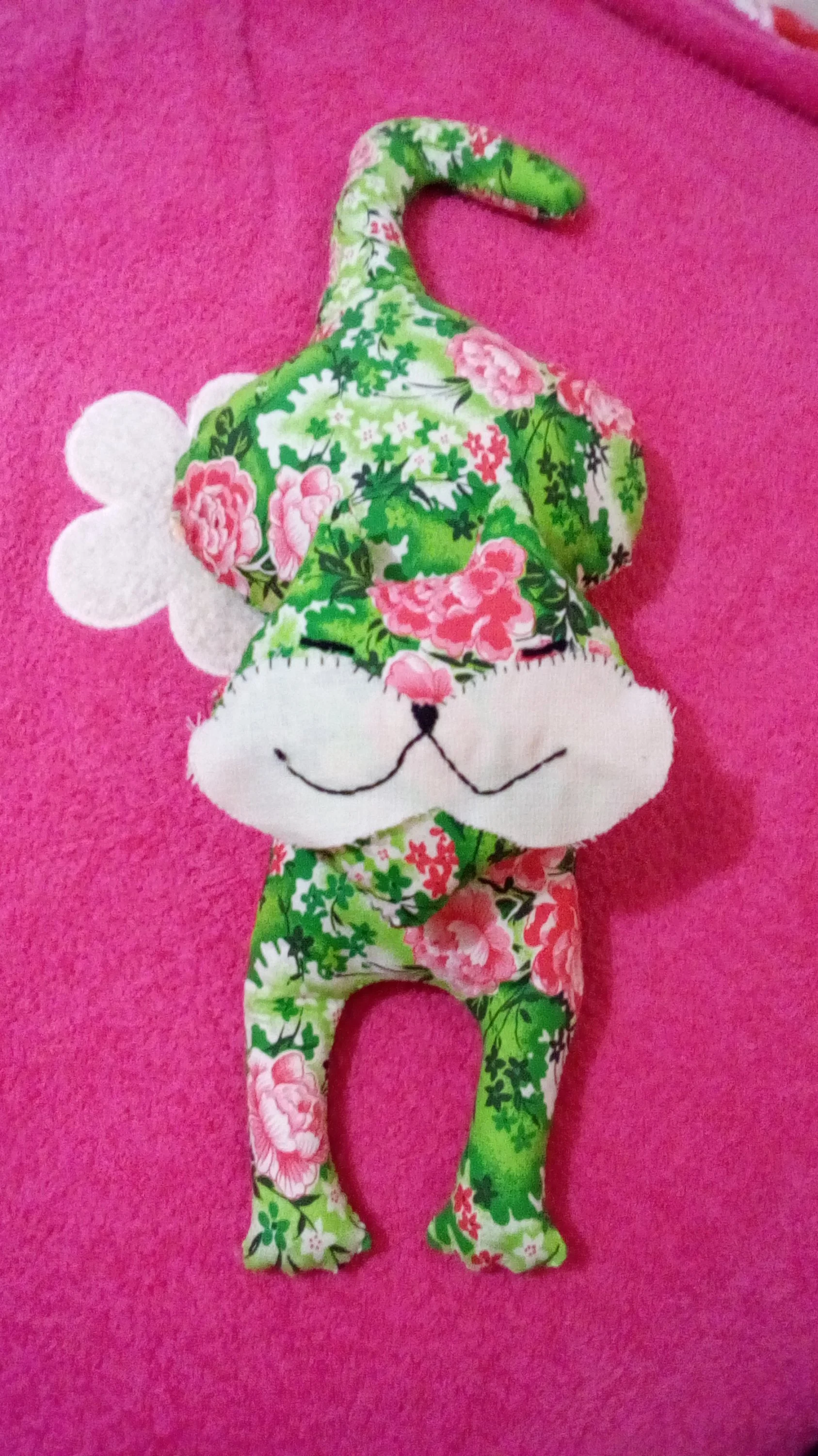 Зеленая подушка-игрушка 01.02.2017.webp