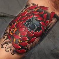 Chrysanthemum-Skull-Tattoo.jpg