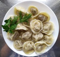 1626744050_11-kartinkin-com-p-pelmeni-varenie-yeda-krasivo-foto-17.jpg