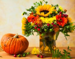 pumpkin-and-flowers.jpg