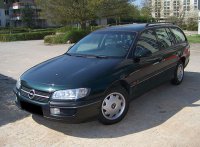 Opel_Omega_Caravan_f.jpg