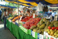 09_08_8---Fruit-and-Veg-Market-Stall_web.jpg