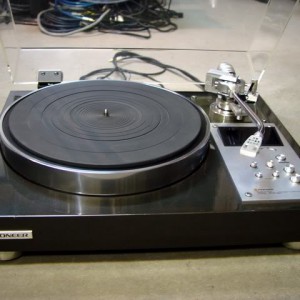 Pioneer-PL-C590.jpg