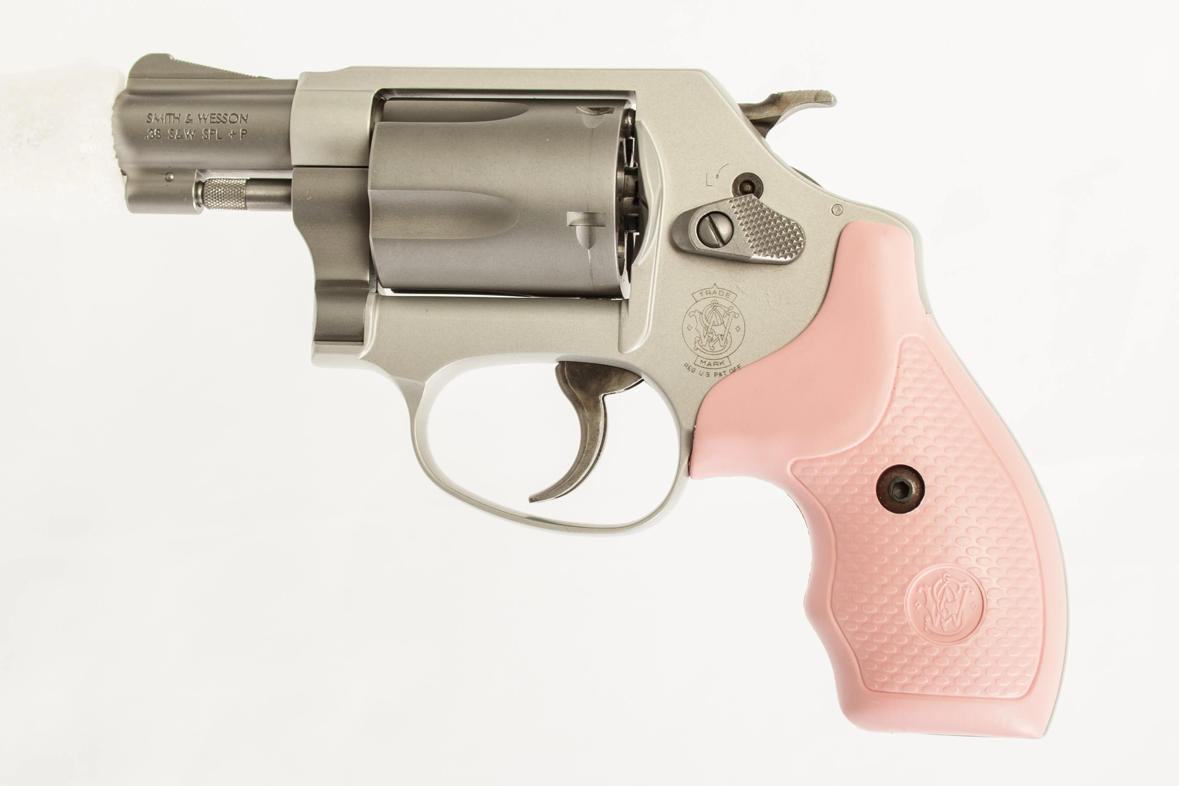 500 s&w magnum. смит энд вессон 1869. револьверы смт и вес он. французские револьверы 1914 года. этьен вессен.