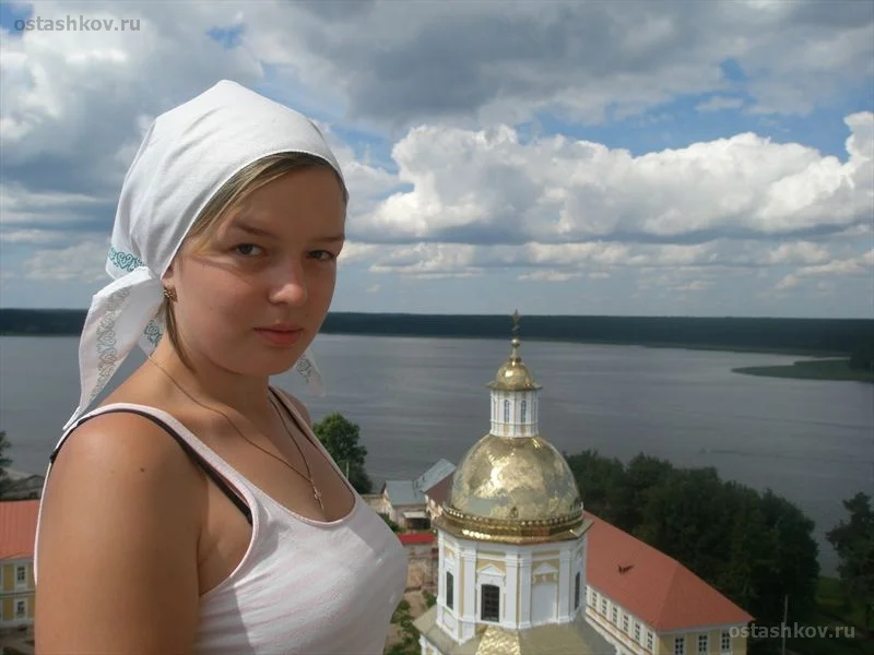 Девушка рассказывает на камеру. Русский видео девушка рассказывает. Русский видео девушка рассказывает. Машина герасева. Русский видео девушка рассказывает.