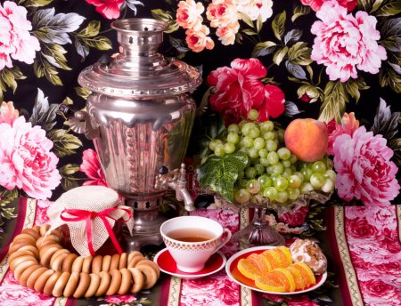depositphotos_12461068-stock-photo-traditional-old-russian-tea-kettle.jpg
