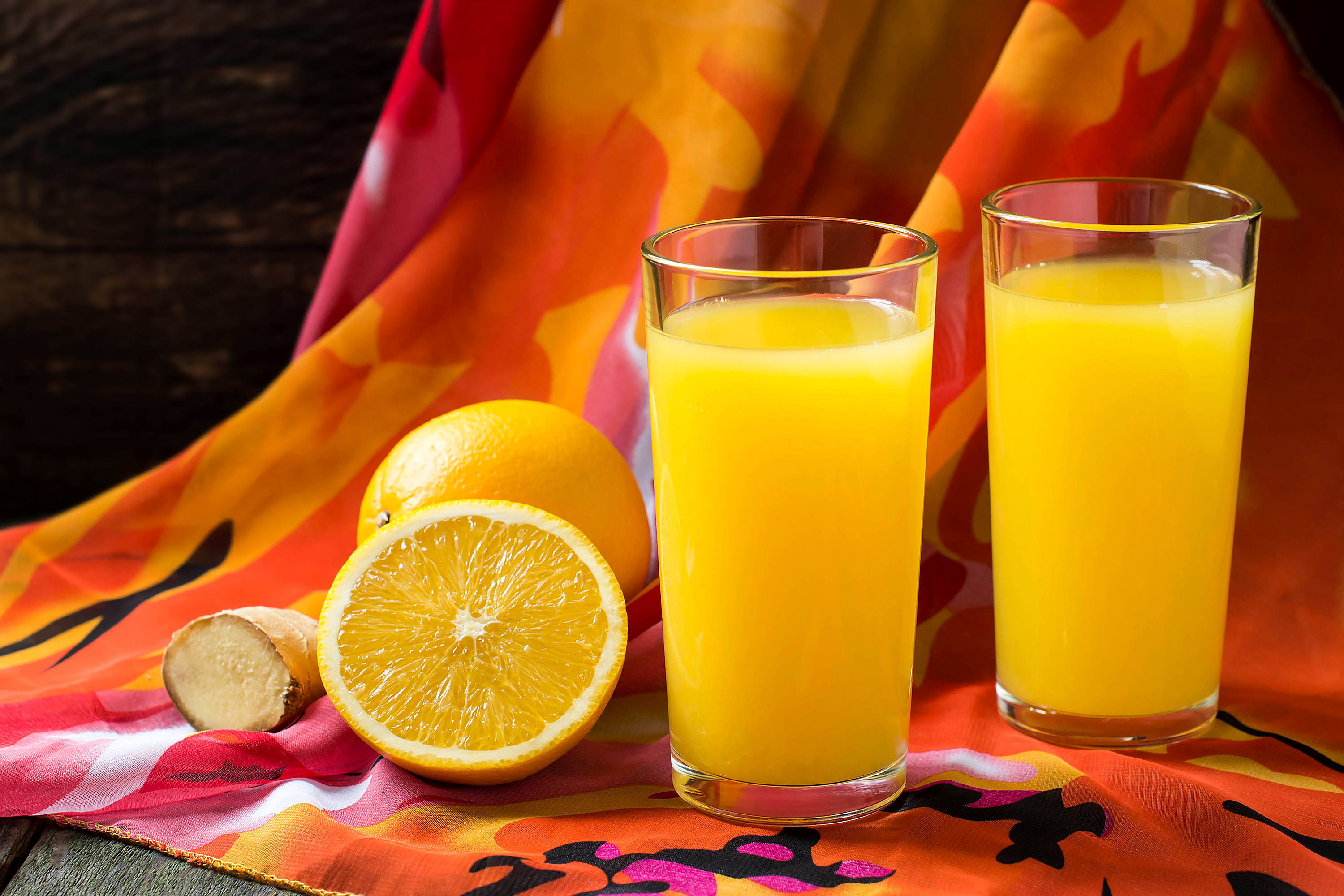 Drinks_Juice_Orange_fruit_Two_Highball_glass_522782_3000x2000.jpg