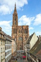 11-Cathedral-and-Rue-Mercière-c-Philippe-de-Rexel-Strasbourg-Tourist-Office-800x1202_0.jpg