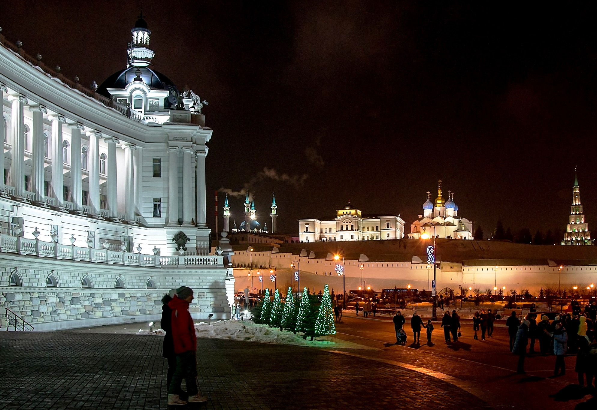 Праздничные прогулки