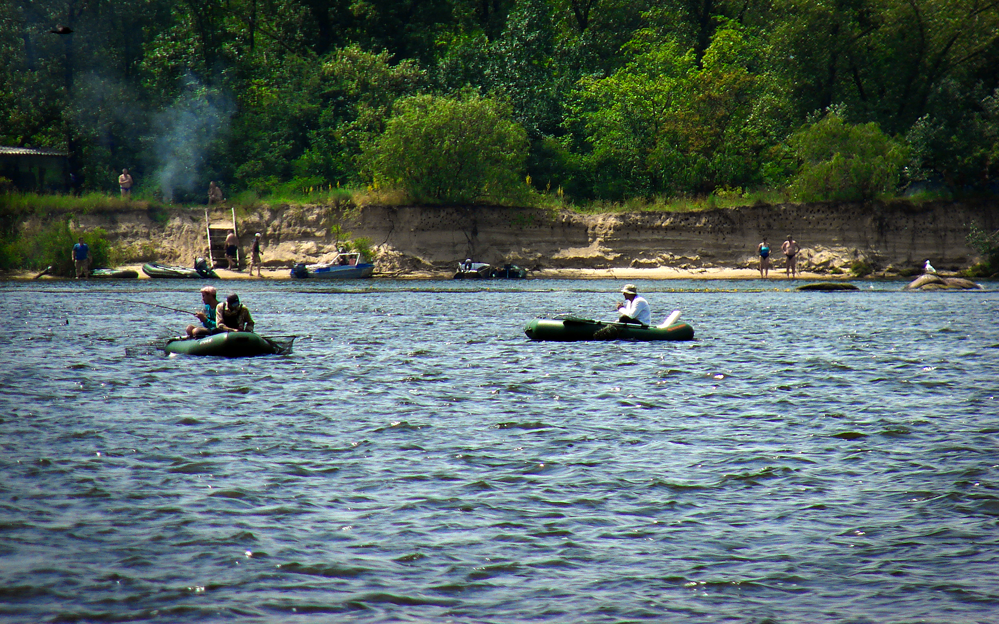 Вода сближает