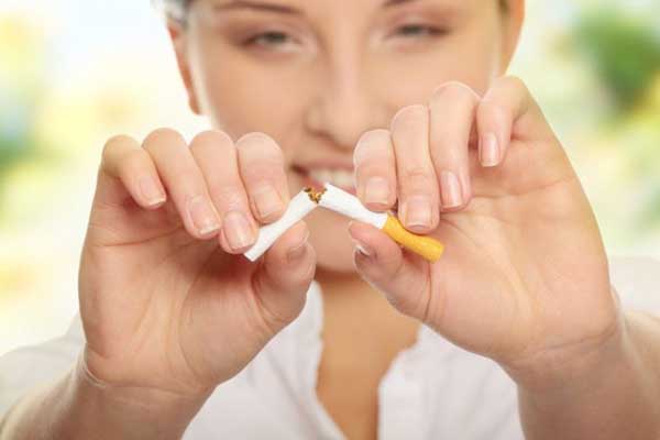 Отказавшемуся от сигареты курильщику нужно вытерпеть первые три месяца