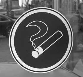 Решение КС Германии "в пользу никотина" оскорбило ВОЗ
