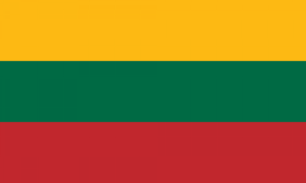 Курение в Литве